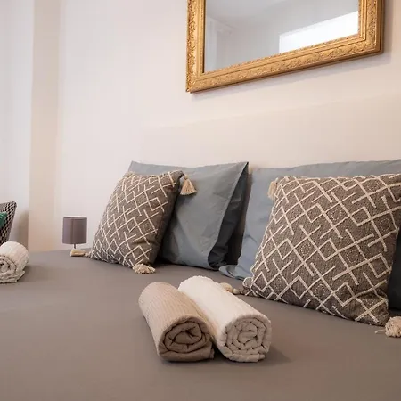 Apartment Paradise *